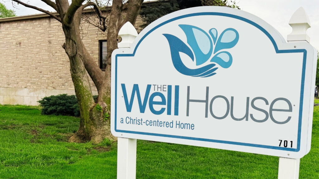 well house cover